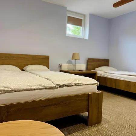 Aparthotel Restauracja Ibiza Ludwikowice Kłodzkie Exteriér fotografie