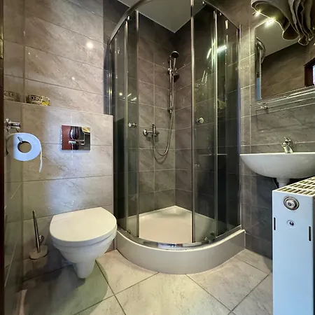 Aparthotel Restauracja Ibiza Ludwikowice Kłodzkie Exteriér fotografie